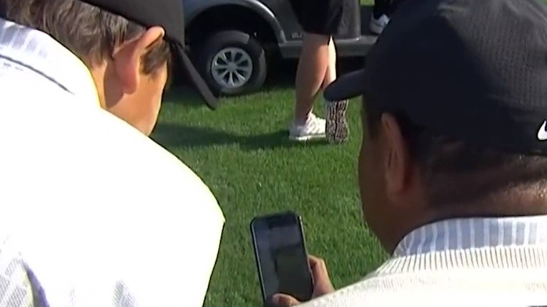 Tiger Woods analyses Charlie's "PERFECT BACKSWING" at PNC Championship